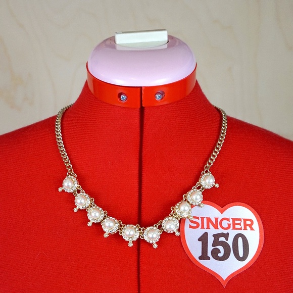 Talbots Faux Pearl Statement Necklace - Picture 3 of 6